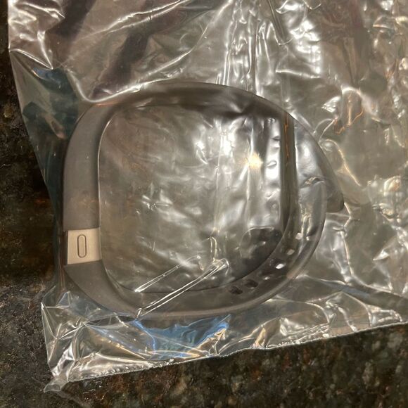 Fitbit Charge  - Picture 6 of 7